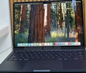 Photo - New Laptop Apple MacBook Air 2024 M3 13-Inch 8GB Apple M3 SSD 256GB