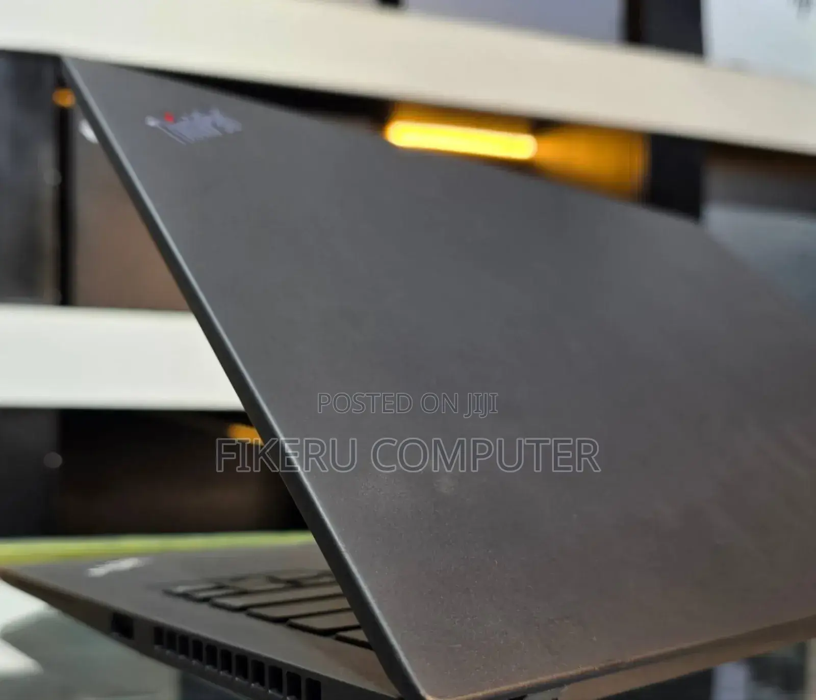 New Laptop Lenovo Thinkpad P14s 8GB Intel Core I5 SSD 512GB