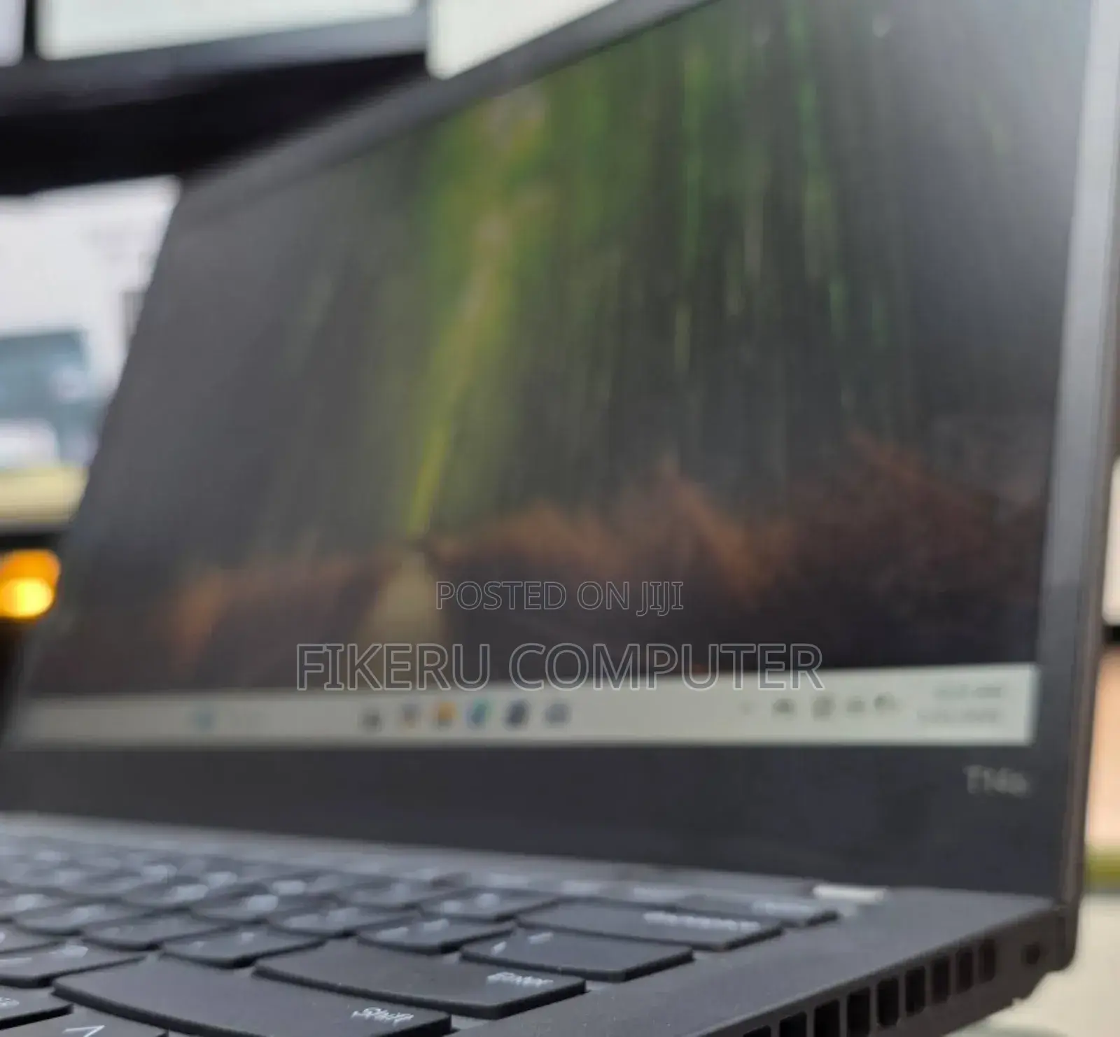 New Laptop Lenovo Thinkpad P14s 8GB Intel Core I5 SSD 512GB