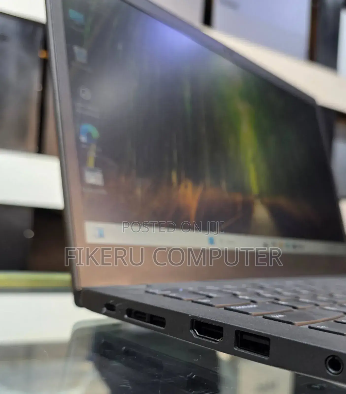 New Laptop Lenovo Thinkpad P14s 8GB Intel Core I5 SSD 512GB