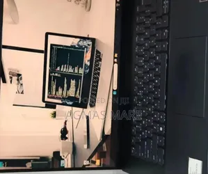 New Laptop Dell Inspiron 16 5620 16GB Intel Core i5 SSD 512GB