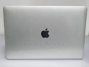 New Laptop Apple MacBook Pro 2019 8GB Intel Core I5 SSD 256GB