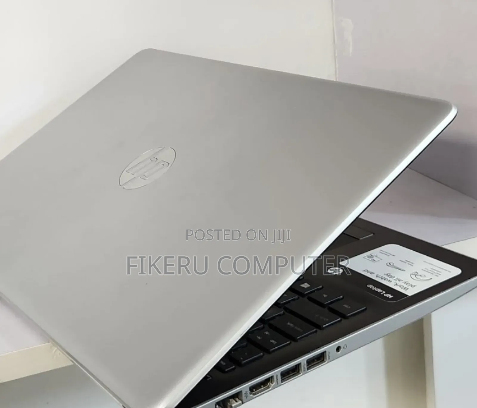 New Laptop HP Stream Notebook 8GB Intel Core I5 SSD 1T