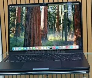 Photo - New Laptop Apple MacBook Air 2024 M3 13-Inch 8GB Apple M3 SSD 256GB