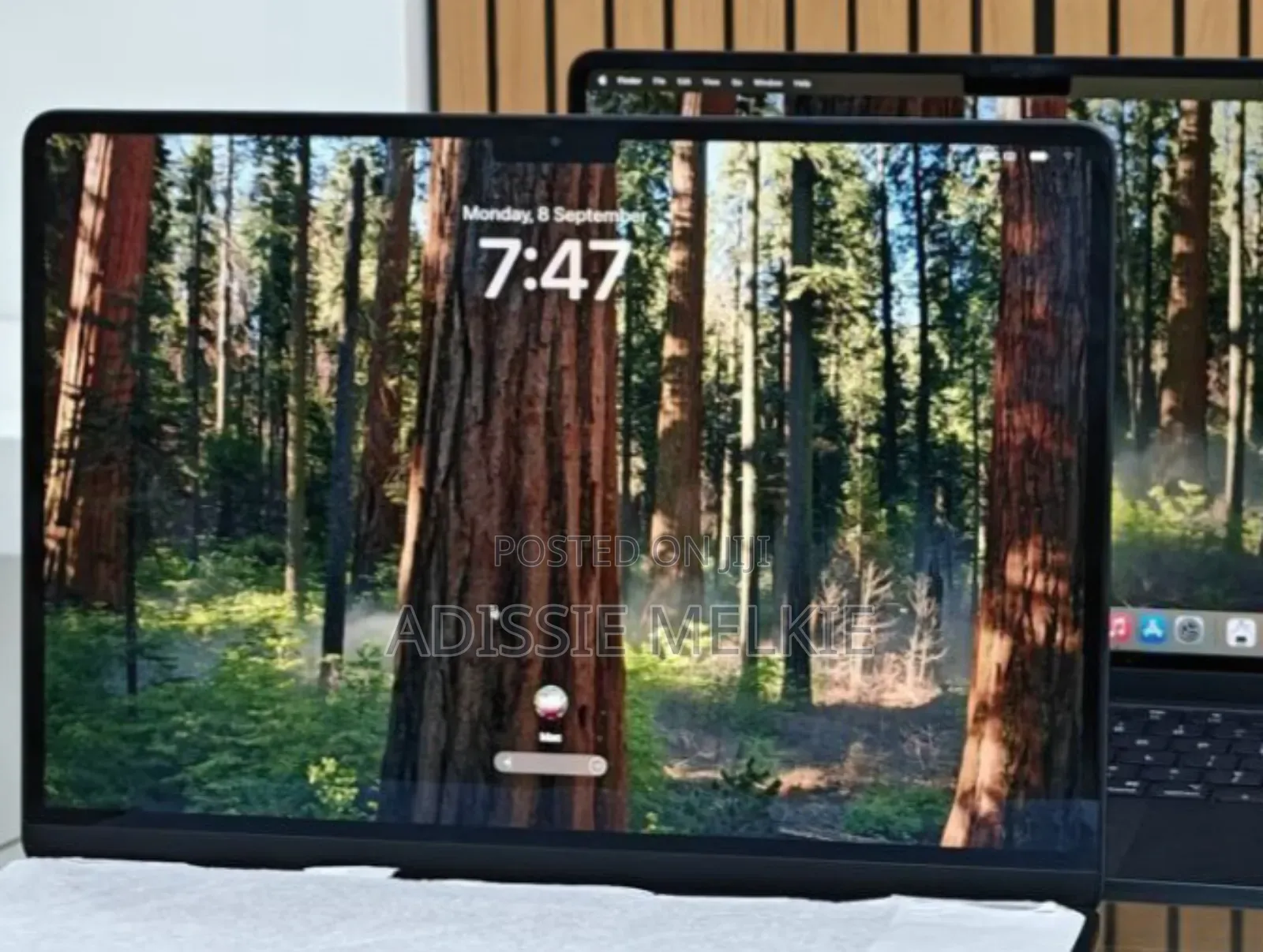 New Laptop Apple MacBook Air 2025 M4 13-Inch 16GB Apple M4 SSD 256GB