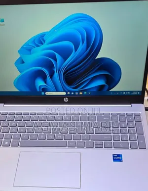 Photo - New Laptop HP Stream Notebook 16GB Intel Core I7 SSD 512GB