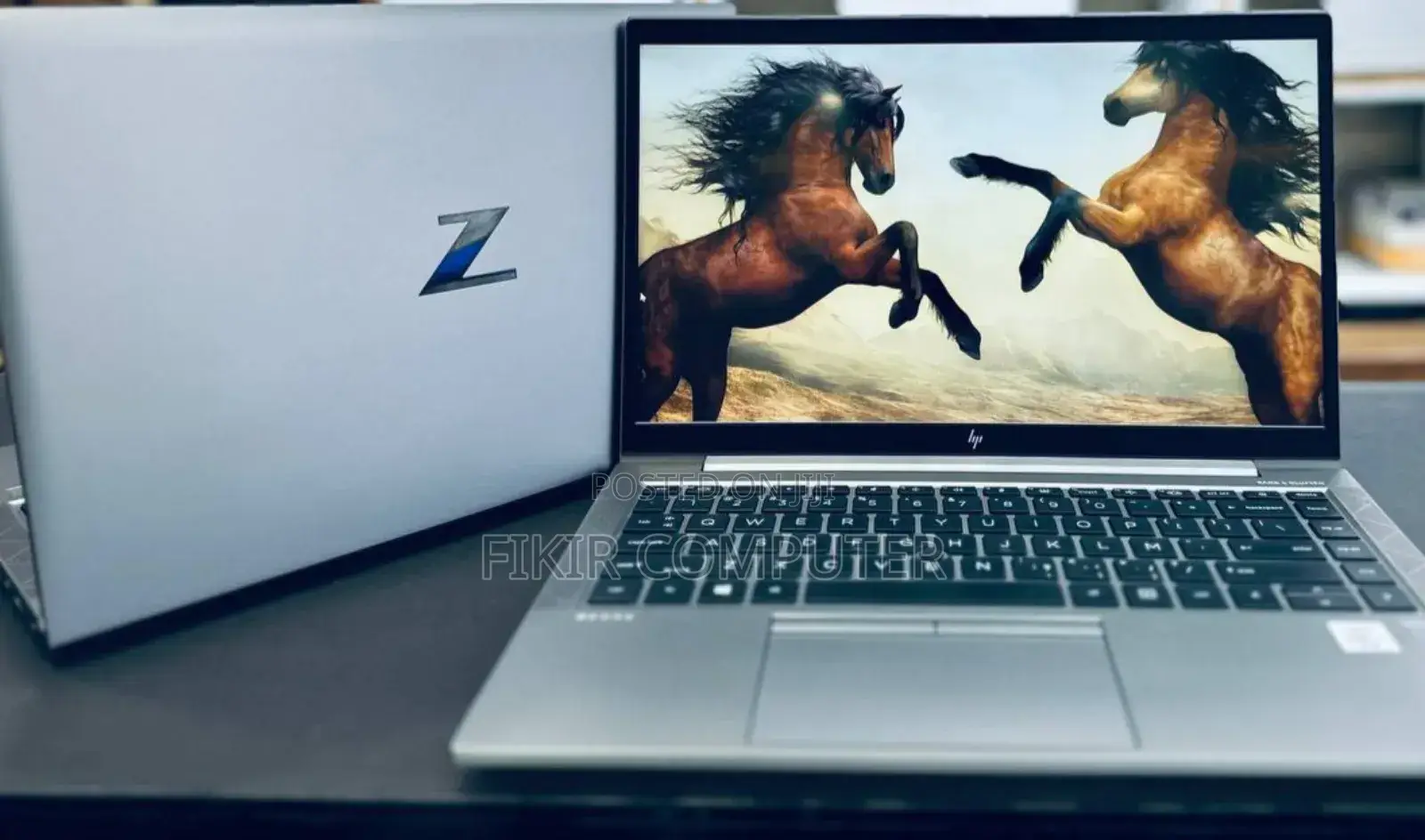 New Laptop HP ZBook Firefly 14 G7 16GB Intel Core I7 SSD 512GB