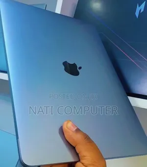 New Laptop Apple MacBook Air 2020 M1 8GB Intel Core I7 SSD 256GB