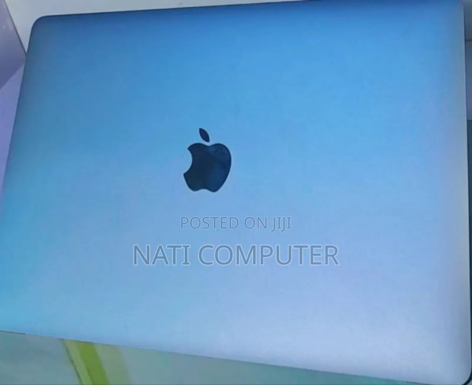 New Laptop Apple MacBook Air 2020 M1 8GB Intel Core I7 SSD 256GB