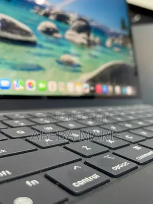 New Laptop Apple MacBook Air 2024 M3 13-Inch 8GB Apple M3 SSD 256GB