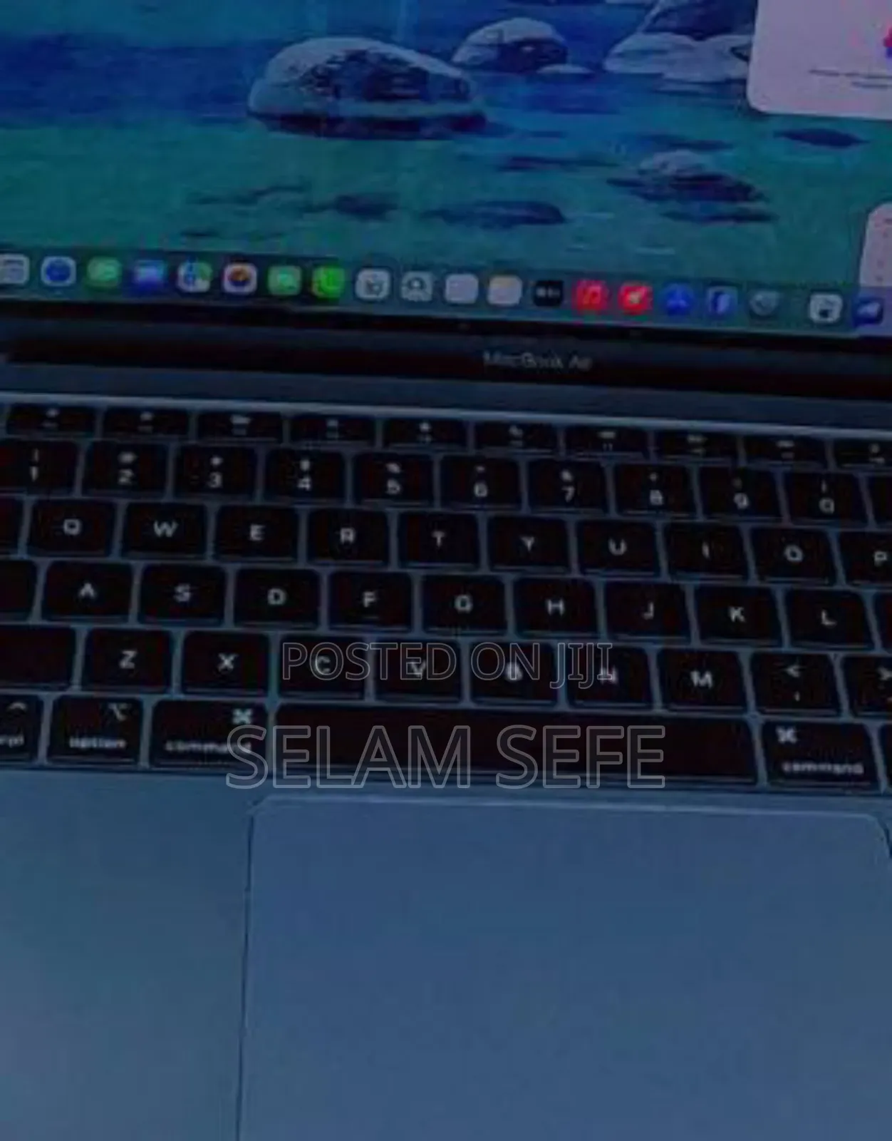 New Laptop Apple MacBook Air 2020 M1 8GB Apple M1 SSD 256GB