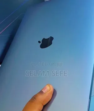 New Laptop Apple MacBook Air 2020 M1 8GB Apple M1 SSD 256GB