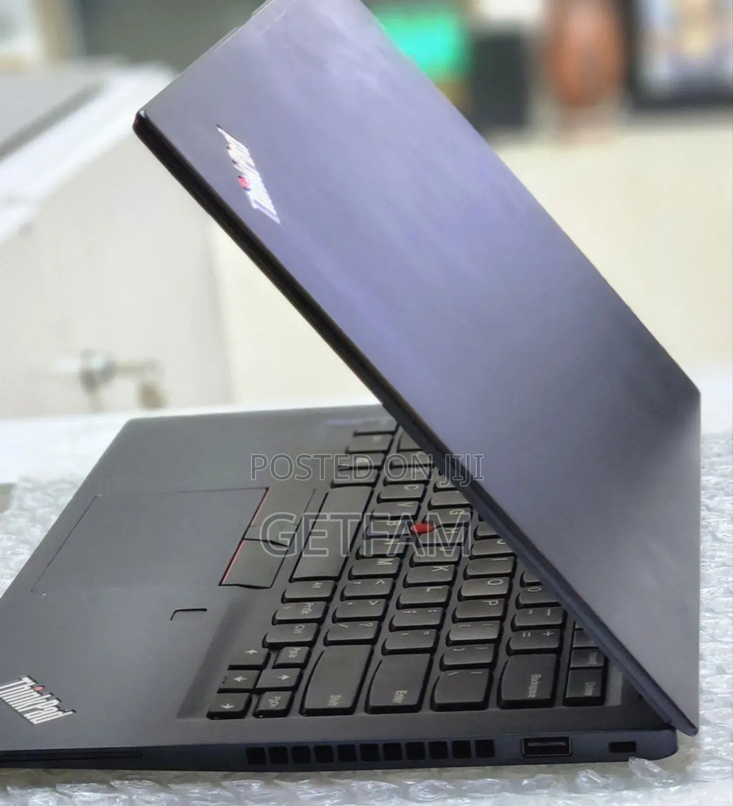 New Laptop Lenovo ThinkPad T495s 16GB AMD Ryzen 7 SSD 512GB