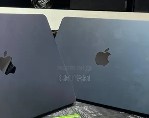 New Apple MacBook Air 2024 M3 13-Inch 8GB Intel Core M3 SSD 256GB