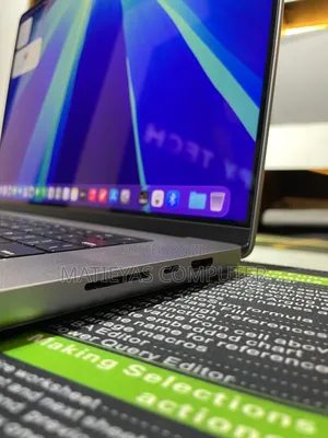 New Laptop Apple MacBook Pro M1 64GB Apple M1 Max SSD 1T