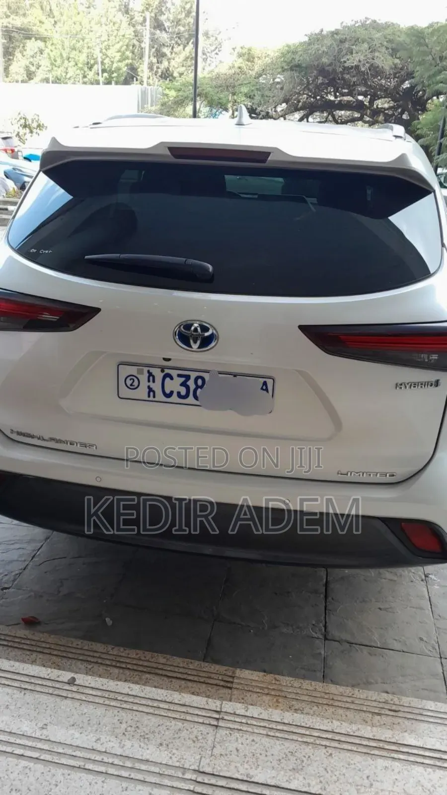 Toyota Highlander Hybrid 2023 White