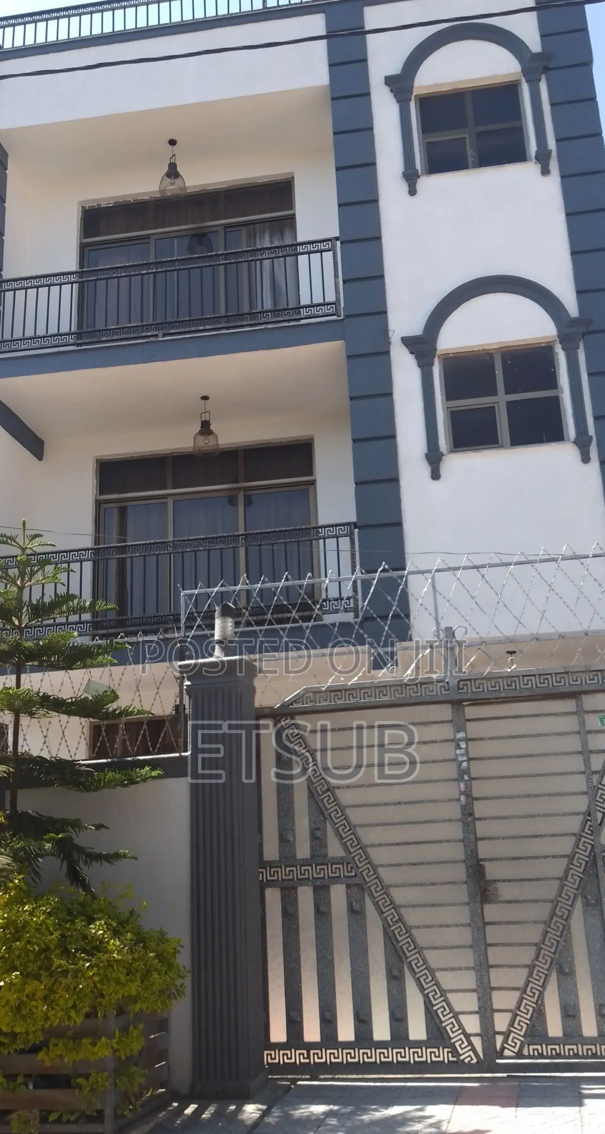Furnished 6bdrm House in Kolfe Keranio for sale