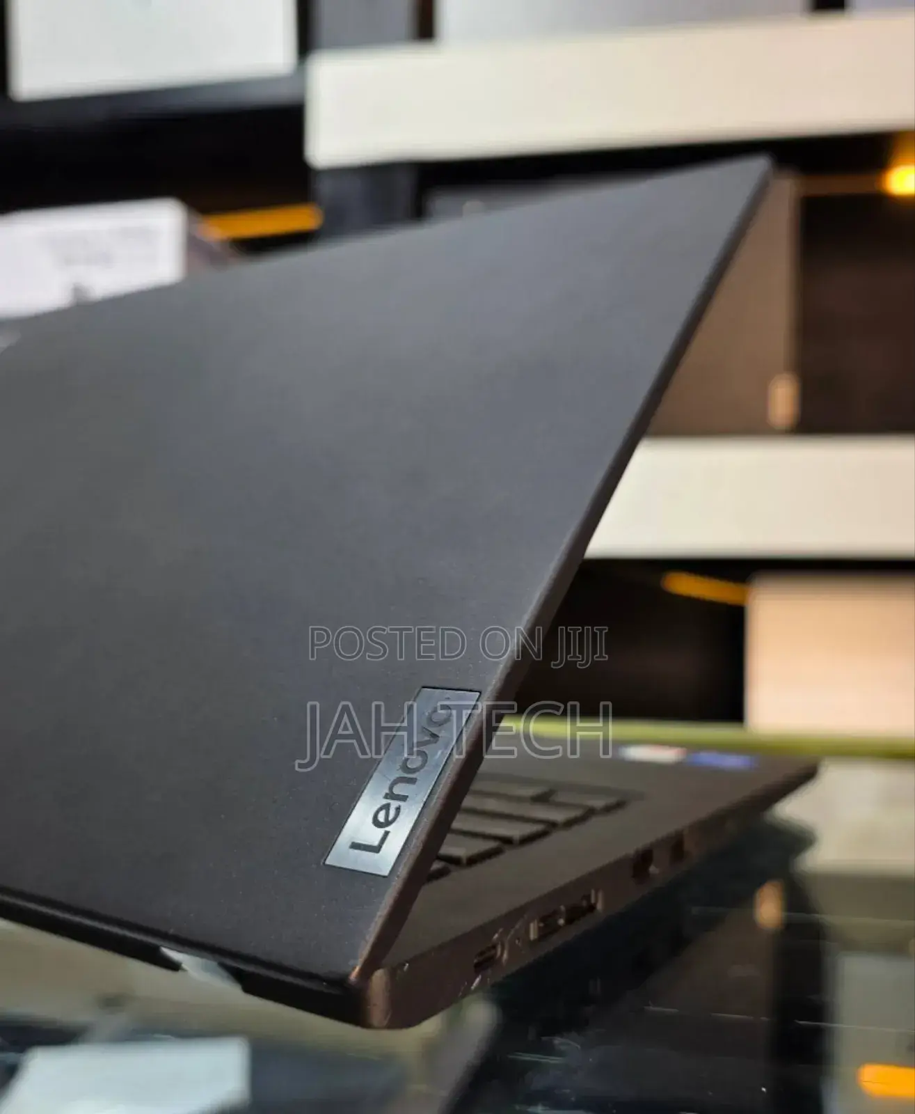 New Laptop Lenovo Thinkpad P14s 8GB Intel Core I5 SSD 512GB