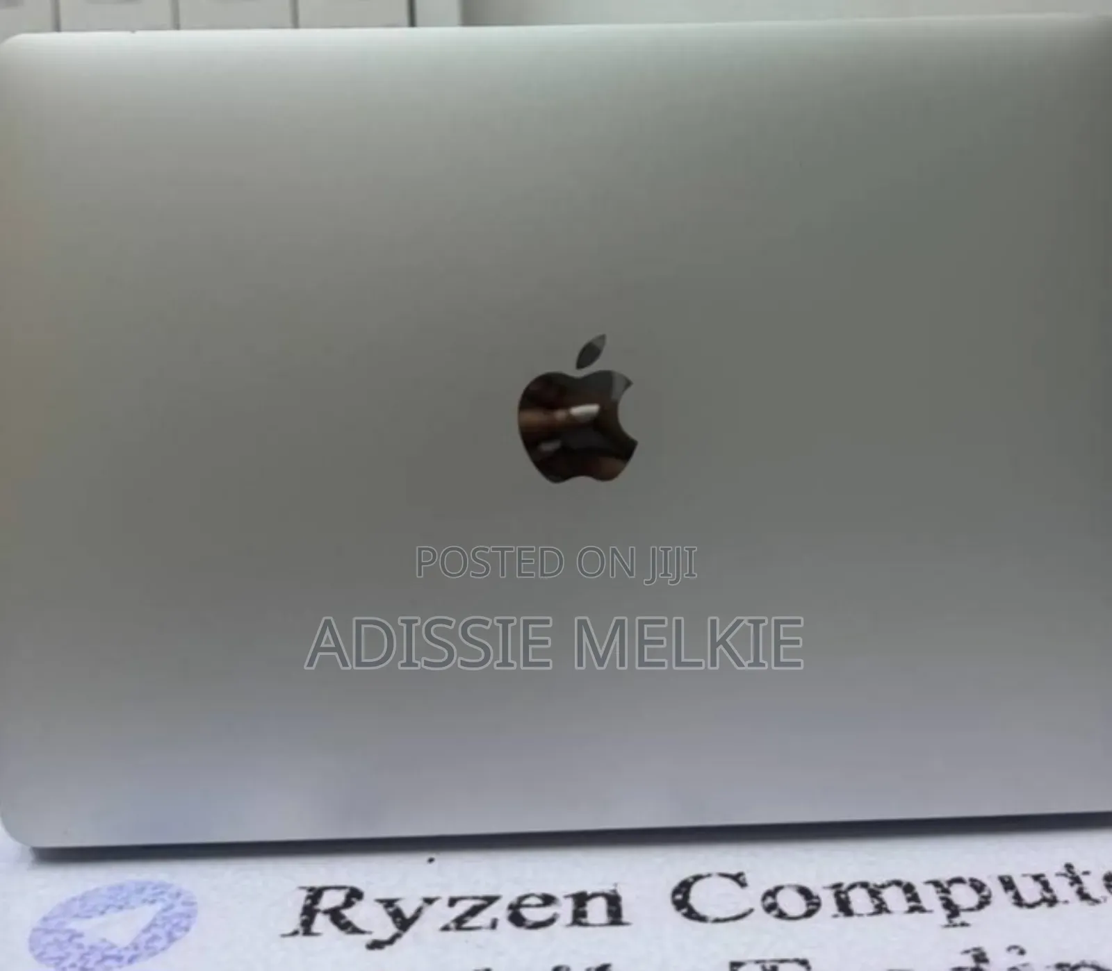 New Laptop Apple MacBook Pro 2017 8GB Intel Core I7 SSD 128GB