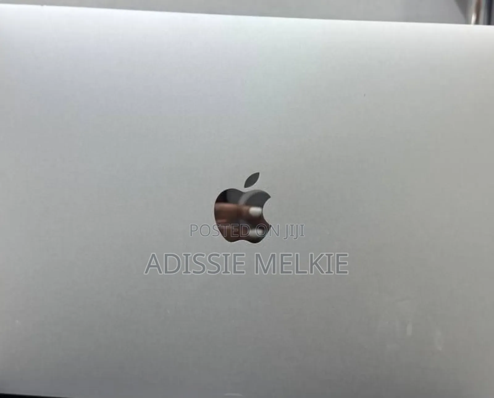 New Laptop Apple MacBook Pro 2017 8GB Intel Core I7 SSD 128GB