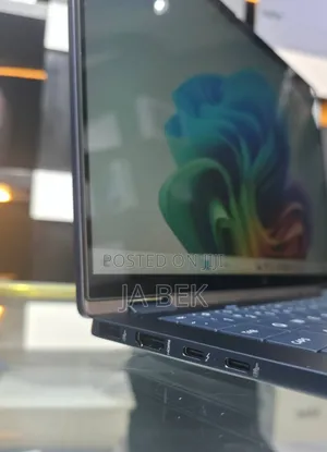 New Laptop HP OmniBook X Flip 14" 16GB Intel Core Ultra 7 SSD 1T