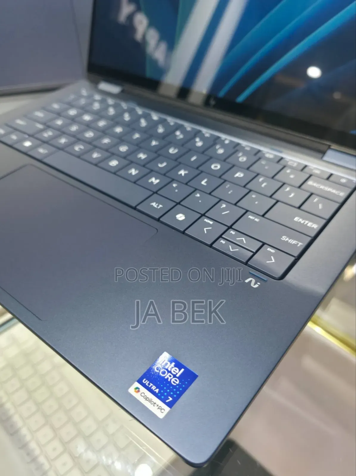 New Laptop HP OmniBook X Flip 14" 16GB Intel Core Ultra 7 SSD 1T