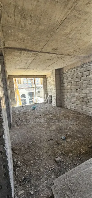 3bdrm Apartment in Barkab Real Estate, Yeka for sale