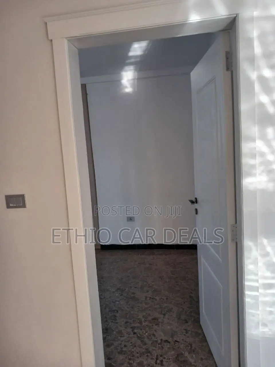 Furnished 6bdrm Apartment in G+2, Bole for sale