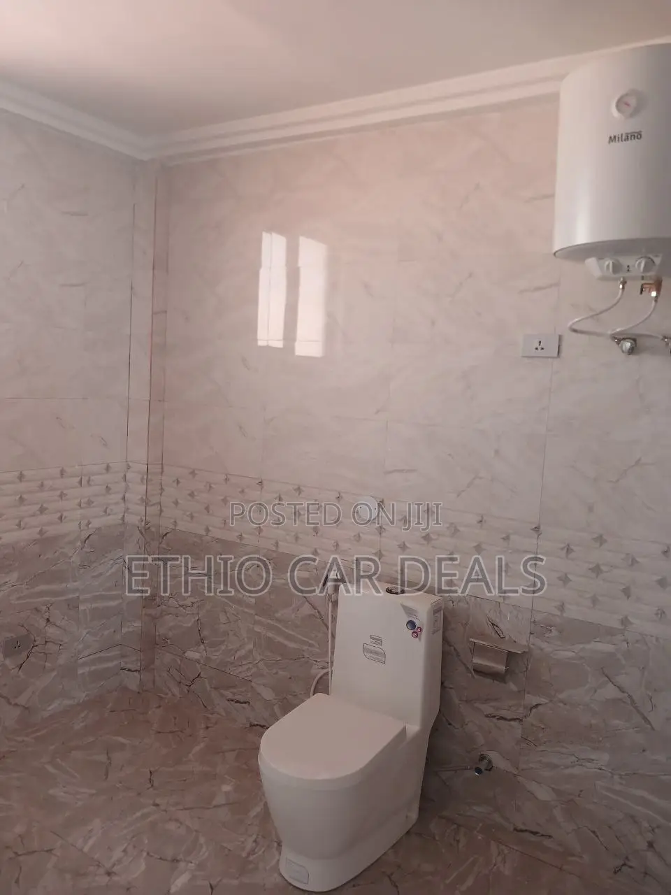 Furnished 6bdrm Apartment in G+2, Bole for sale
