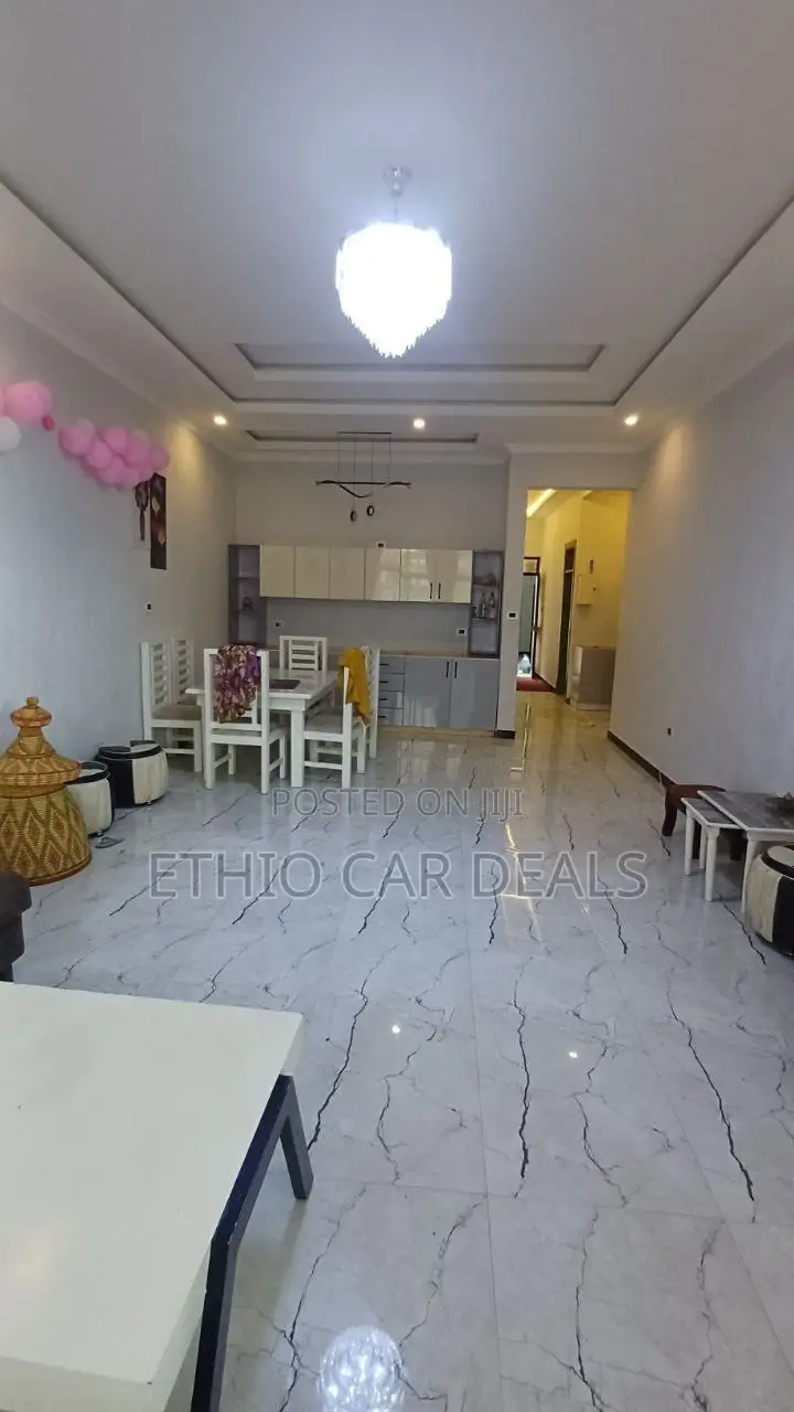 Furnished 5bdrm Villa in Bole for sale