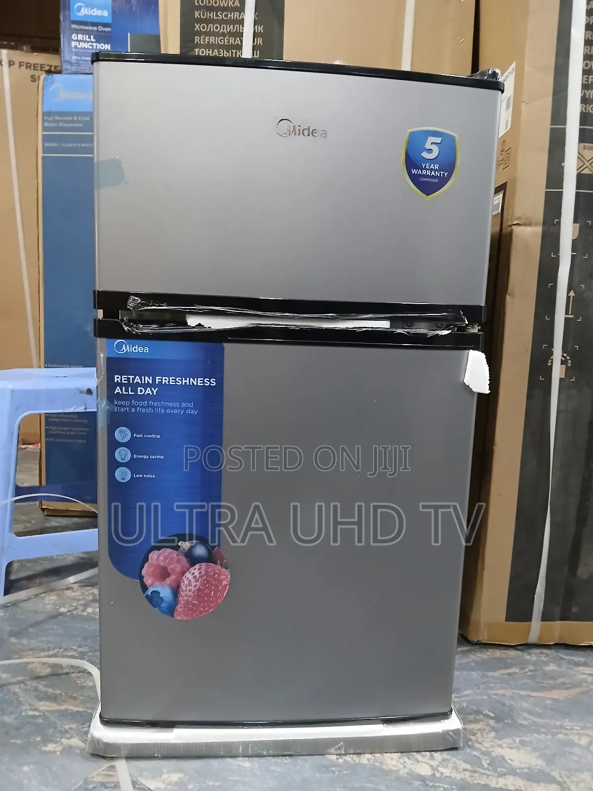 Media Refrigerator Refrigerator