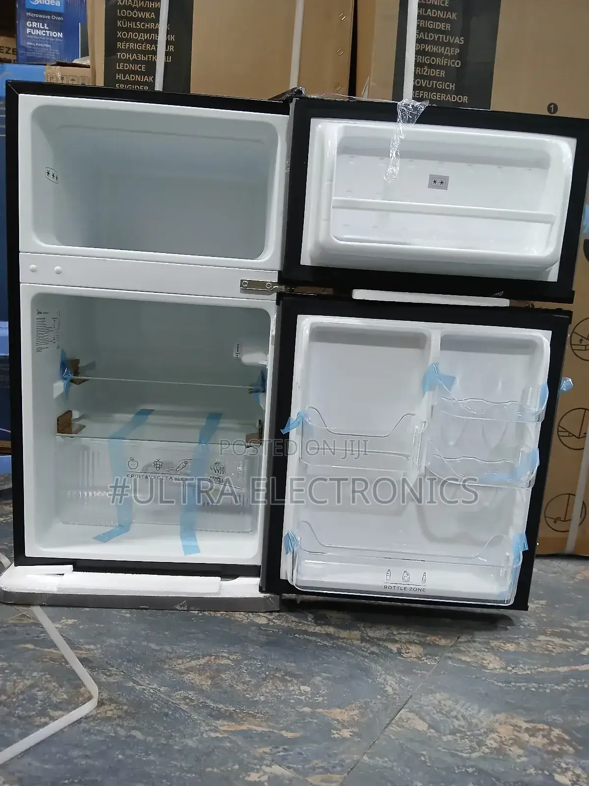 Media Refrigerator Refrigerator
