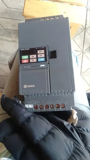 VFD Invertor ( Variable Frequency Drive)