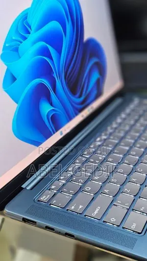 New Laptop Lenovo 16GB Intel Core I7 SSD 1T