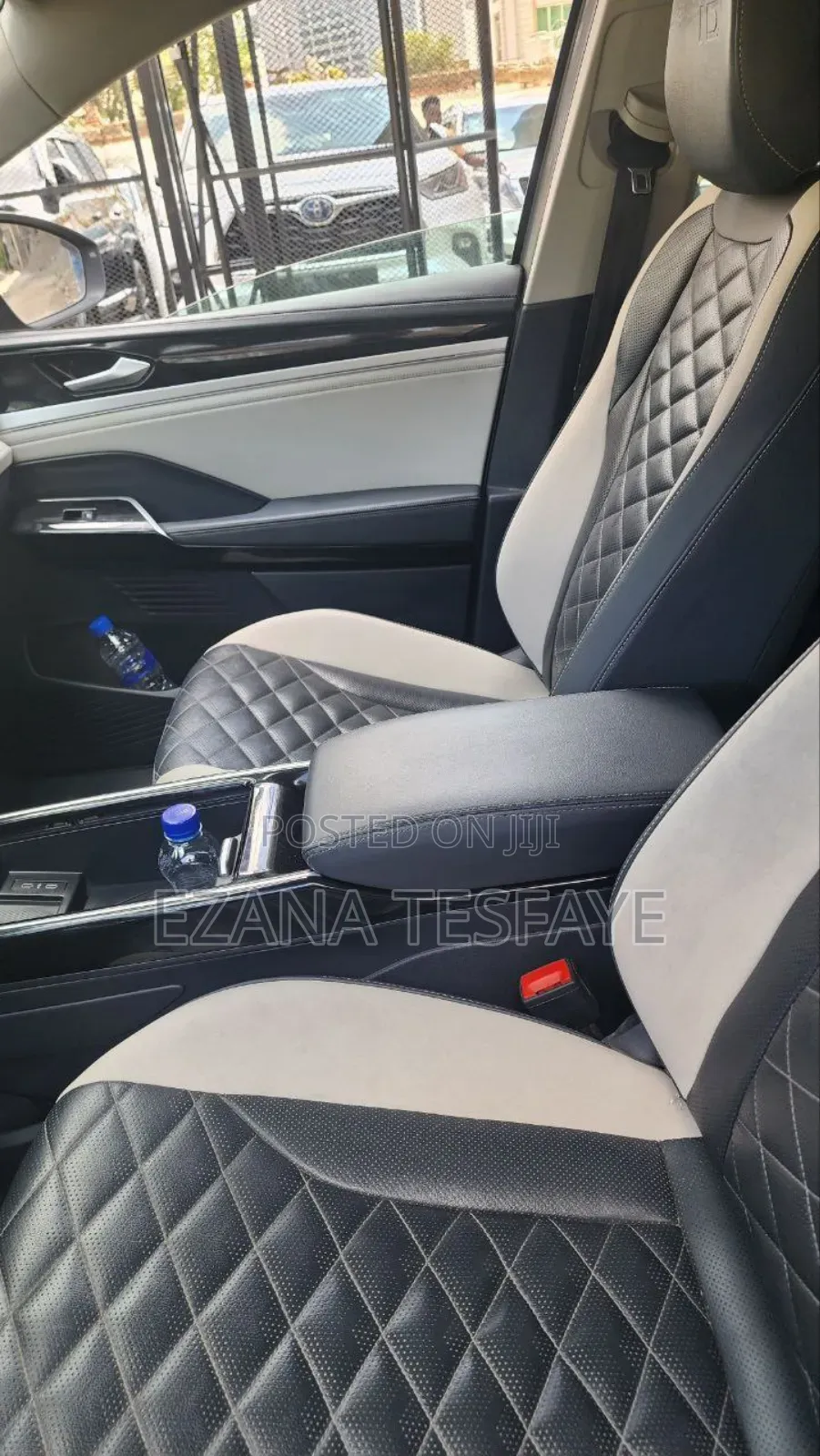 Volkswagen ID.6 2023 Beige