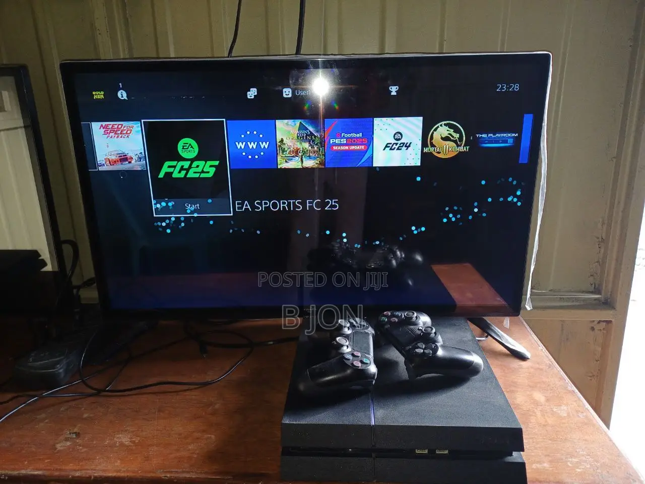 Ps4 Fat Jealbreak and 2 Joystick