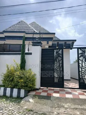 4bdrm House in Villa House, Bole for rent