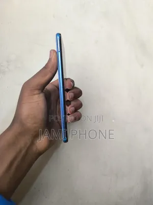 Samsung Galaxy A30 64 GB Black