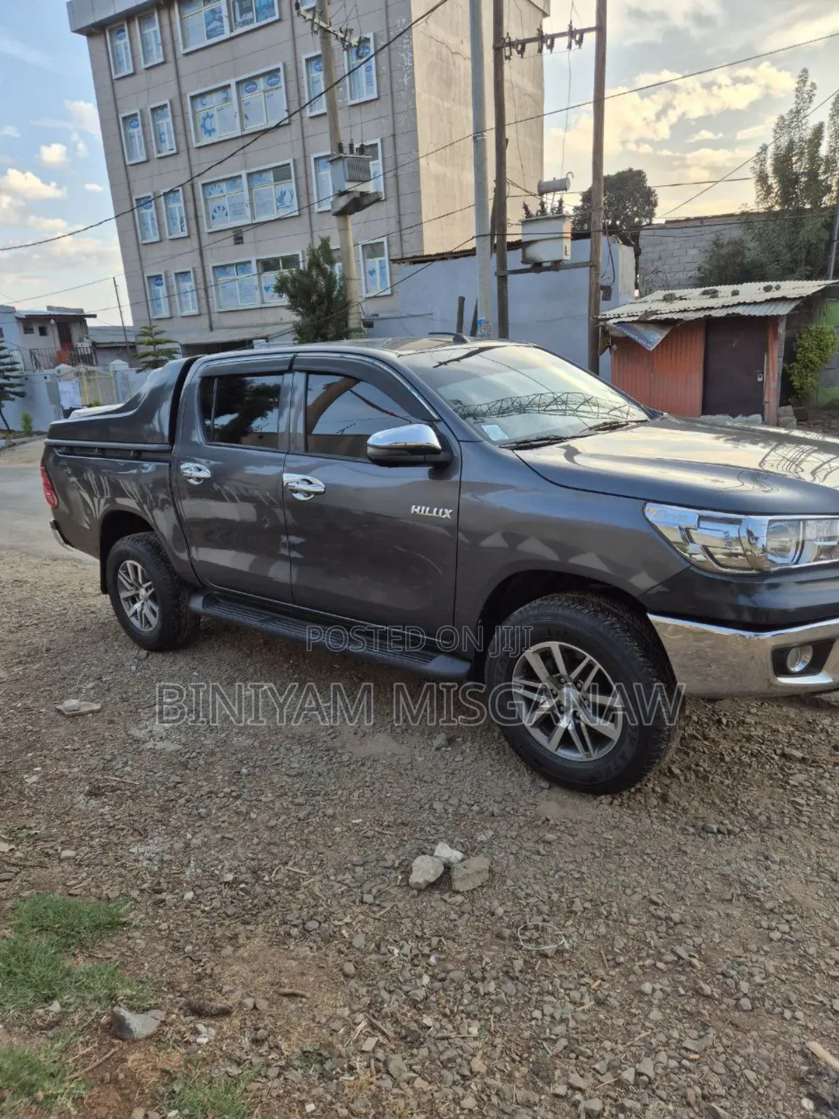 Toyota Hilux 2018 Gray