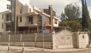 Photo - 14bdrm Townhouse / Terrace in Bole for rent