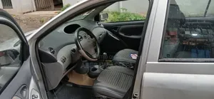 Toyota Yaris 1999 Silver