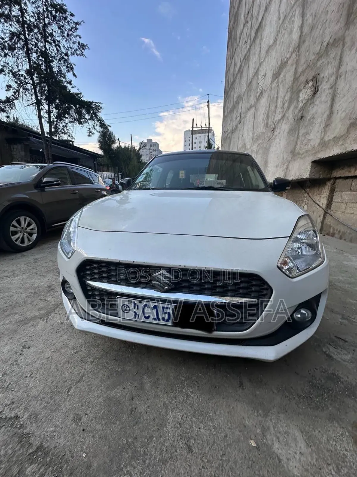 Suzuki Swift 2022 White