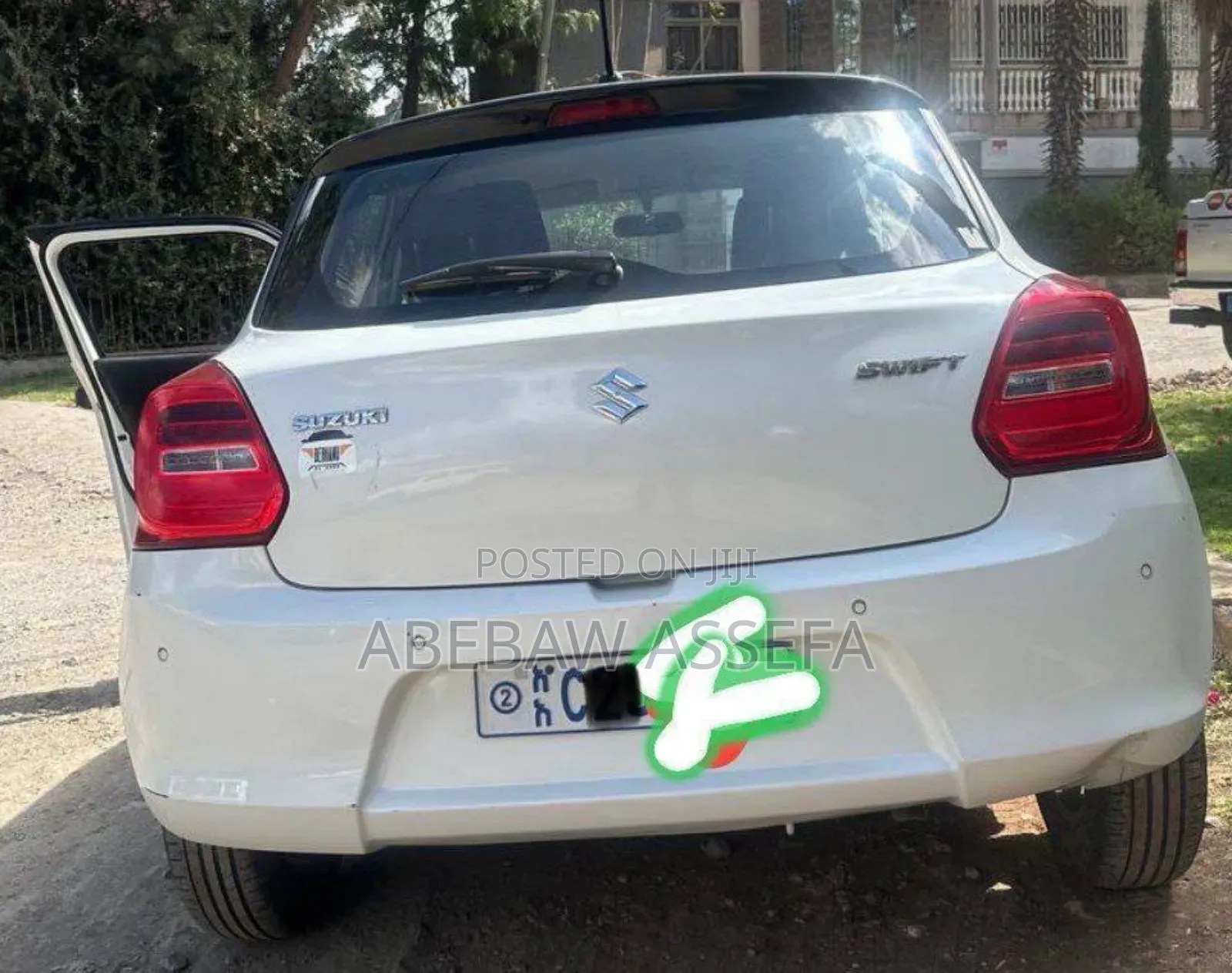 Suzuki Swift 2022 White