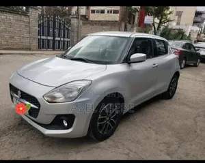 Suzuki Swift 2021 White