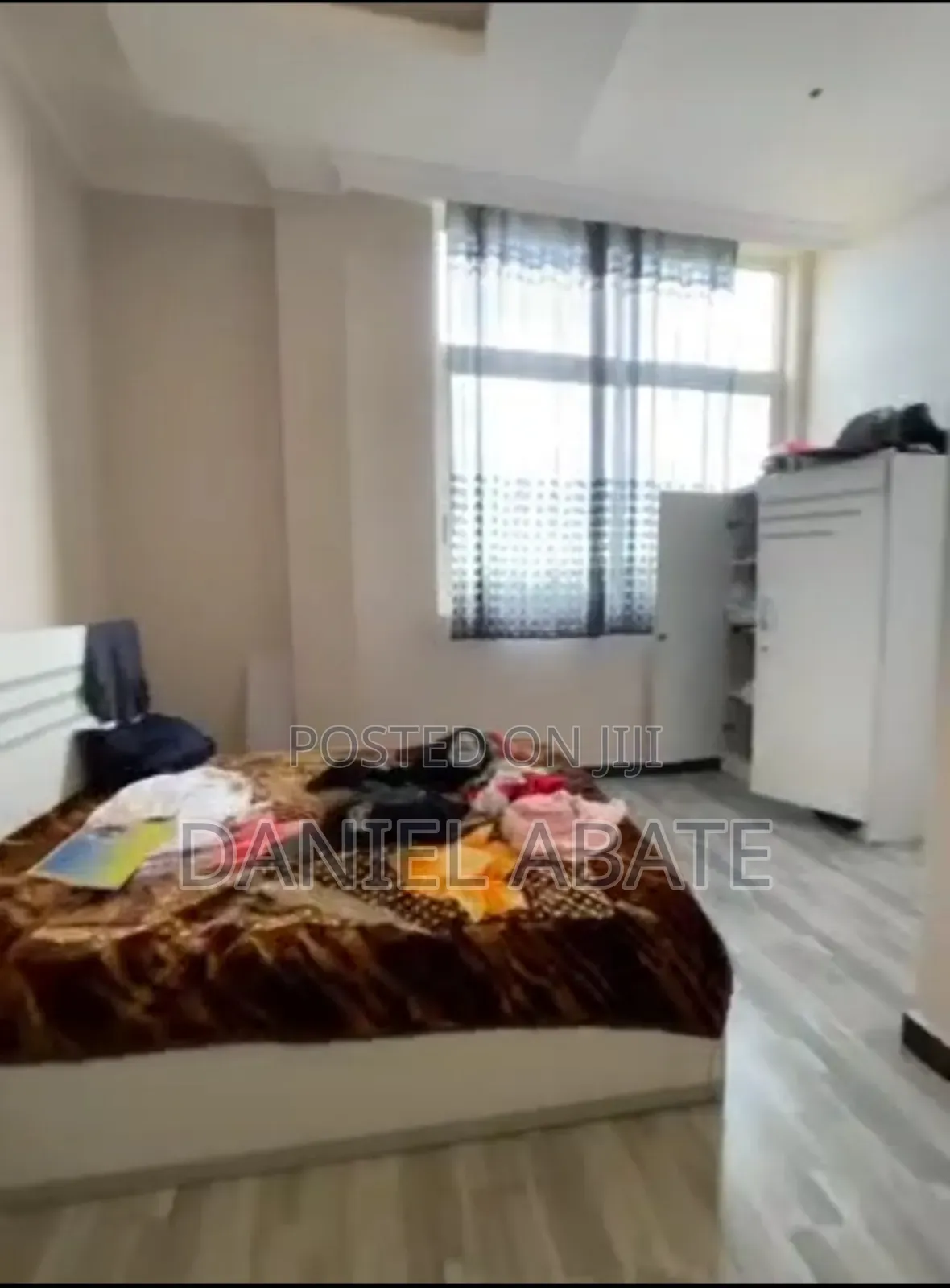 Furnished 4bdrm Apartment in Yeka for sale