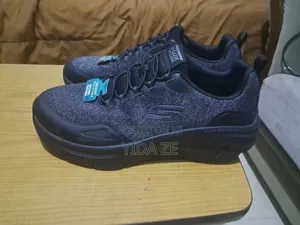 America Men's Skcher Shoes d'Lux Walker 20