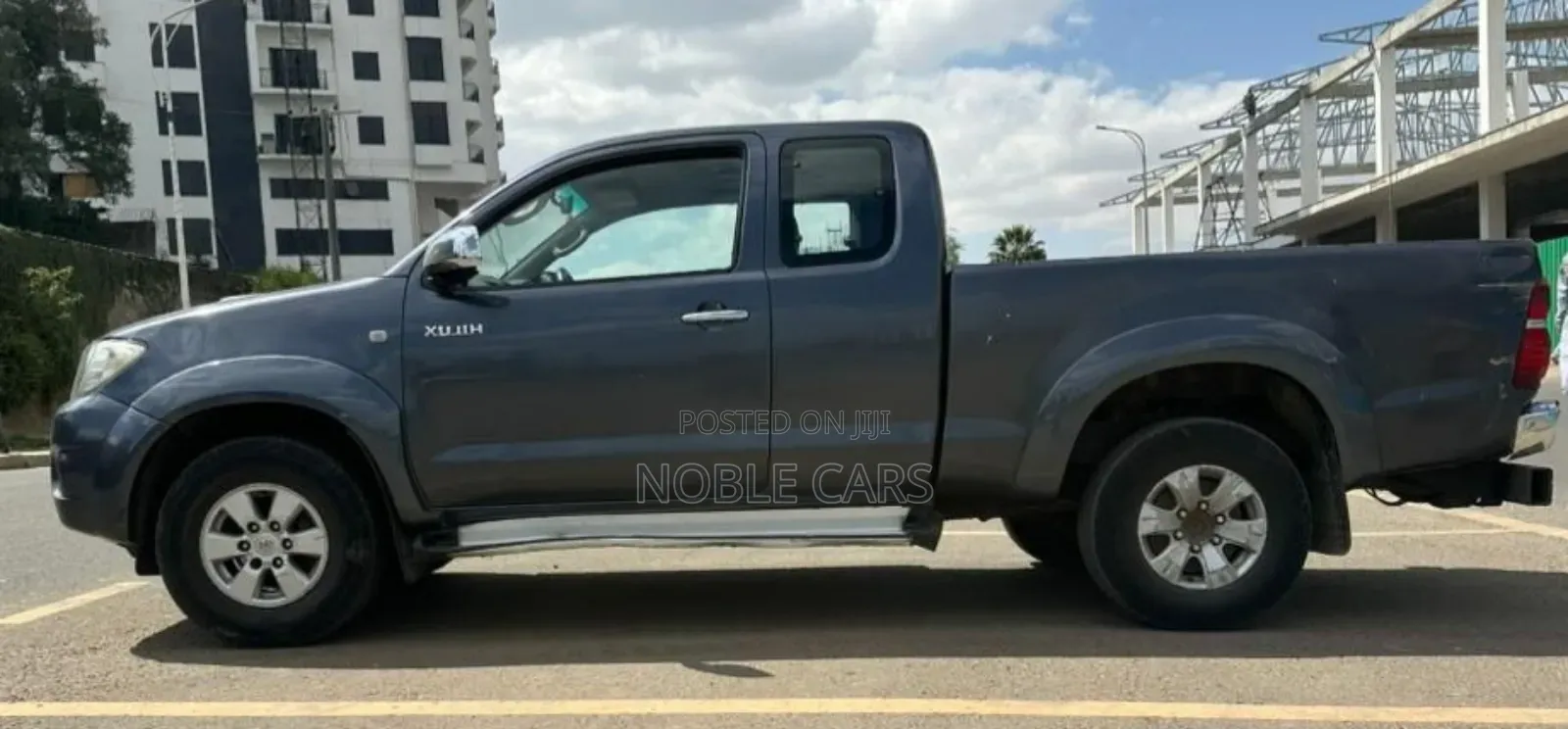Toyota Hilux 2011 Gray