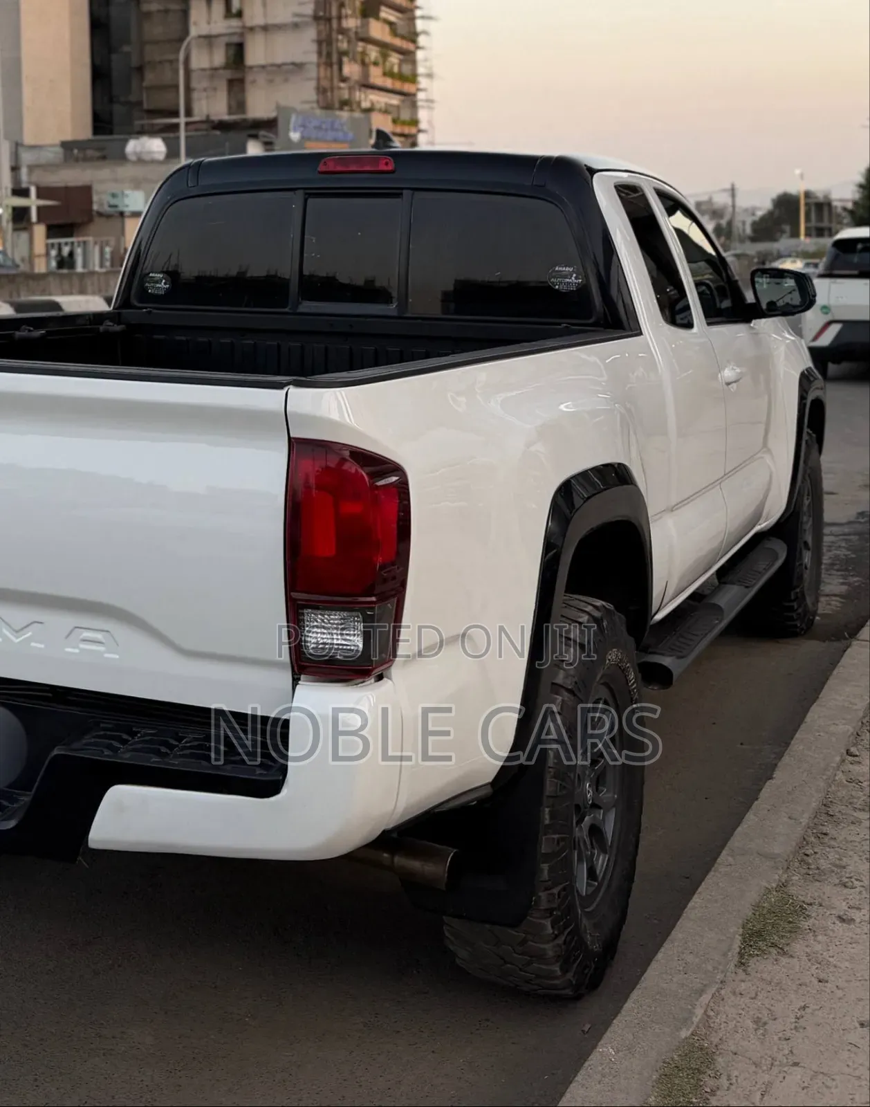 Toyota Tacoma 2018 Ivory