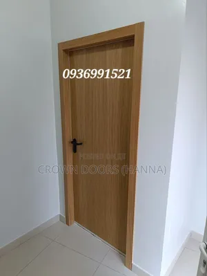 Photo - ክራውን በር በልዩ ቅናሽ በሮችን አቅርበንላችኋል። ለ ውስጥ እና ዋና መግቢያ 100% Water Proof