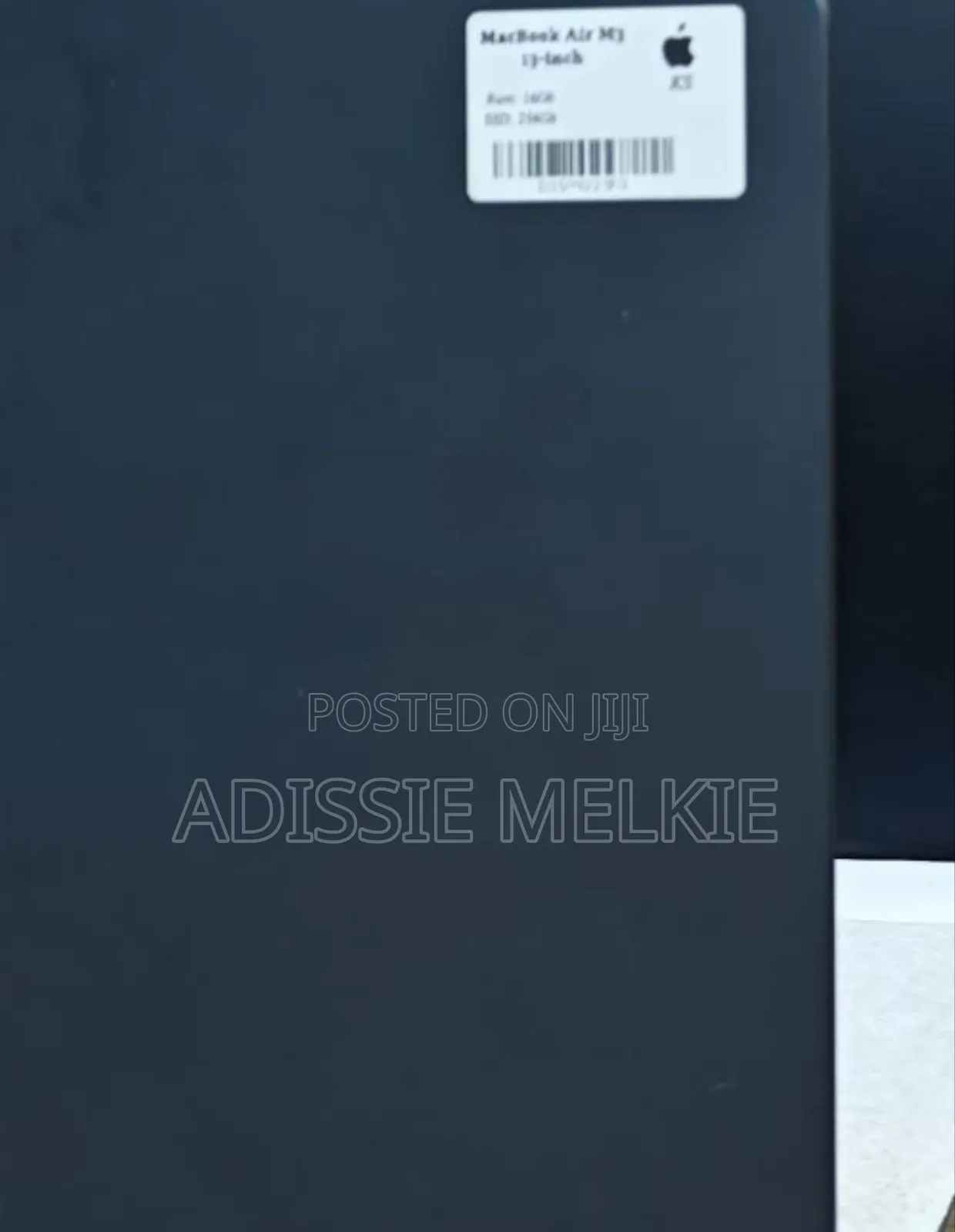 New Laptop Apple MacBook Air 2024 M3 13-inch 8GB Apple M3 SSD 256GB